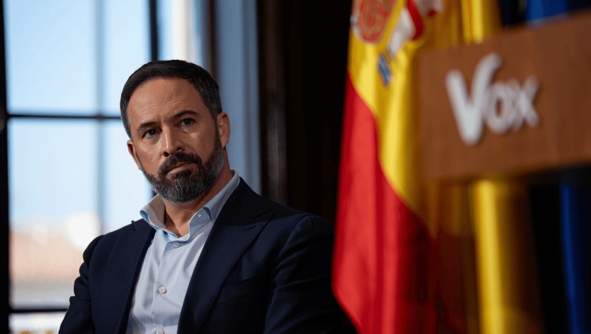 Espinosa, Ortega Smith y otros críticos de Vox piden un congreso extraordinario para debatir el futuro del partido