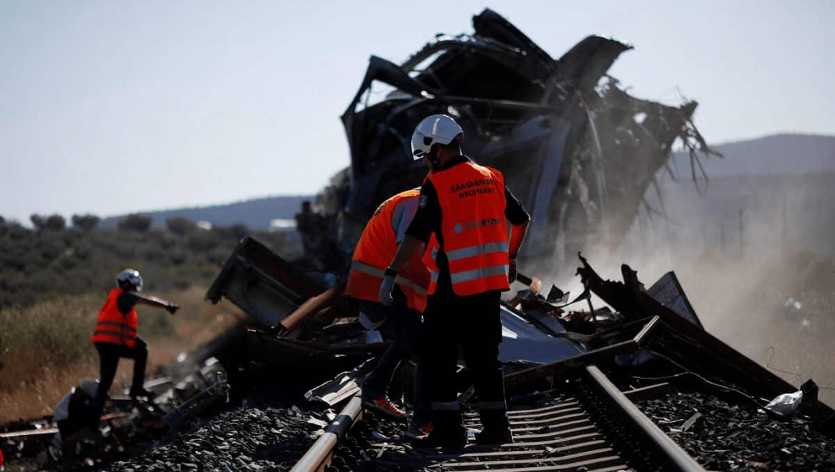 La alta velocidad pierde un tercio de sus viajeros tras el accidente mortal de Adamuz