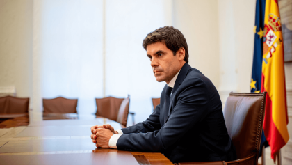 El auditor de Plus Ultra dice que vio "alguna factura" de Análisis Relevante pero niega haber "ocultado" irregularidades