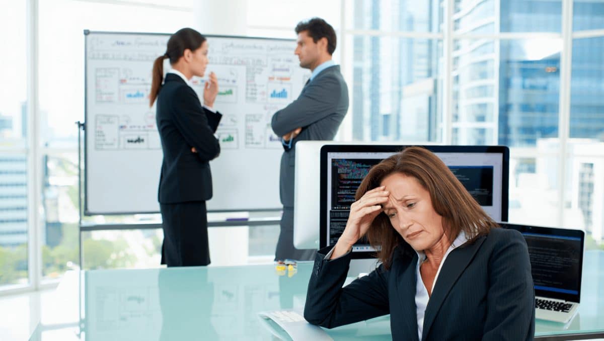 El 80% de las empresas no encuentra trabajadores formados en IA: "Los proyectos se ralentizan porque no dan con los perfiles"