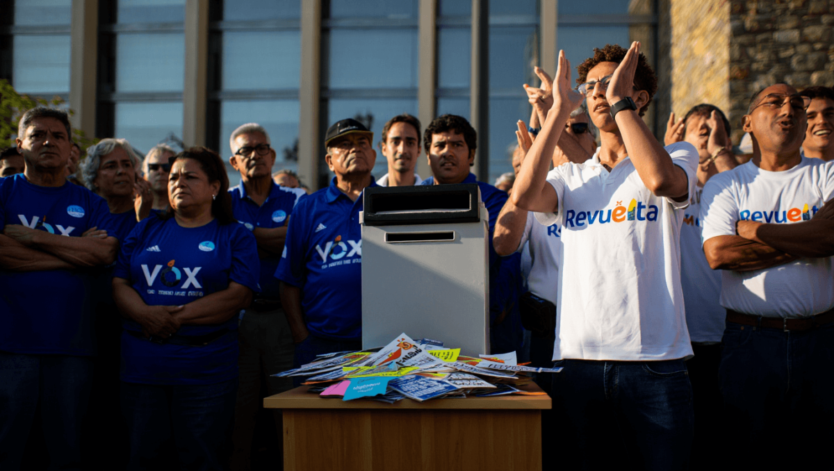 Revuelta se escinde de Vox y sigue captando donaciones entre acusaciones mutuas de corrupción