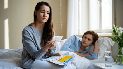 Relaciones cuando hay enfermedad, regla y coito, y rechazo a posturas antes habituales, en el consultorio de Sexo de '20minutos'