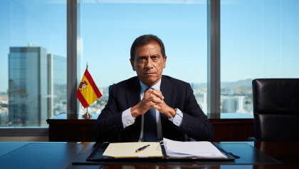 El Gobierno adjudica el nuevo canal de TDT en abierto al proyecto de José Miguel Contreras, expulsado de Prisa por Oughourlian