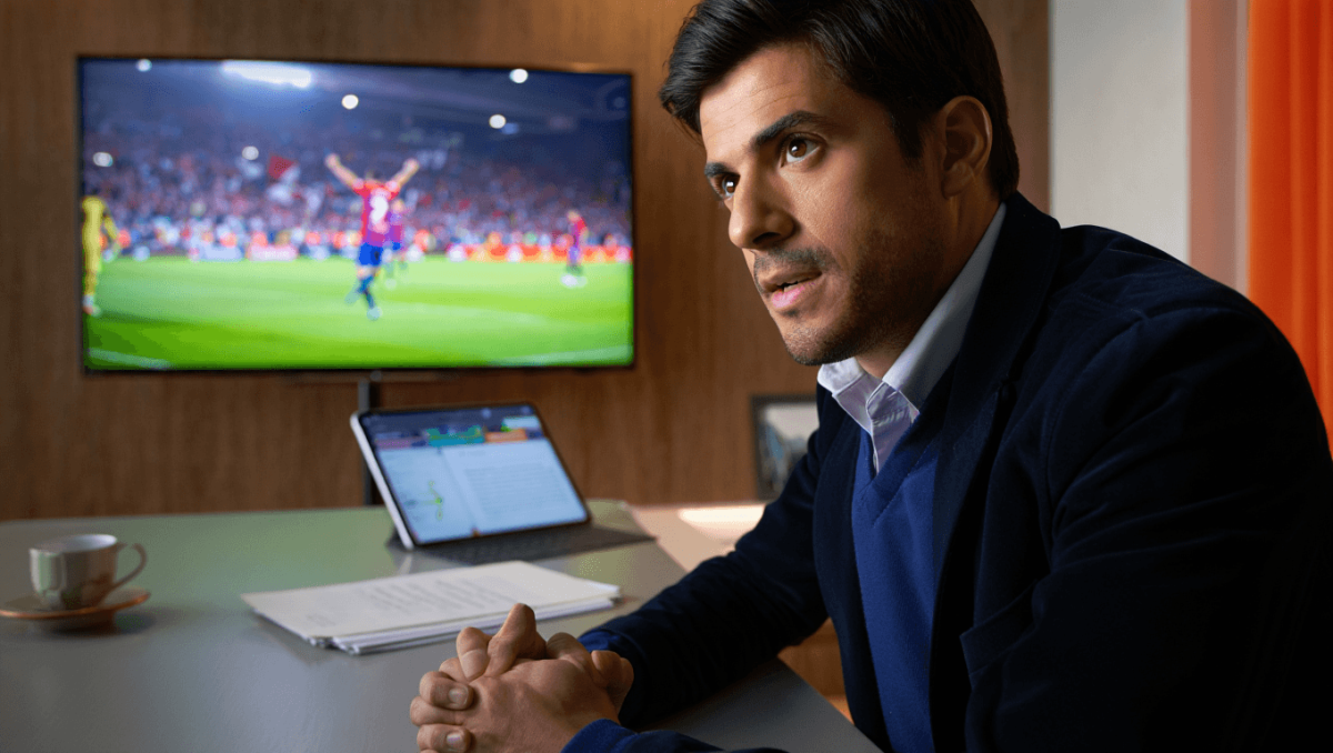 Rubén Uría, periodista deportivo: "He soñado que España gana el Mundial con gol de Álex Baena, algo muy loco"
