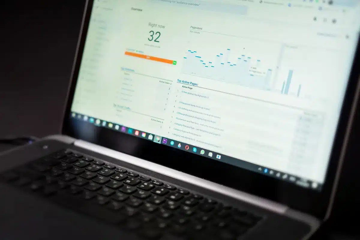 Gr&aacute;fico de m&eacute;tricas de experiencia de p&aacute;gina m&oacute;vil y Core Web Vitals