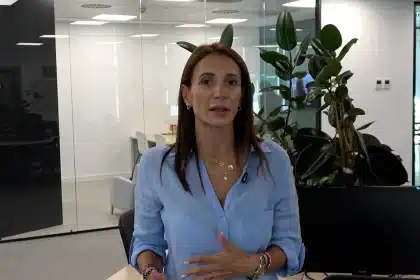 ¿Cómo actuar si te encuentras una multa en el buzón tras las vacaciones?