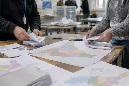 PSOE y Frente Amplio sellan alianza para compartir candidaturas al Senado: reconfiguran la contienda